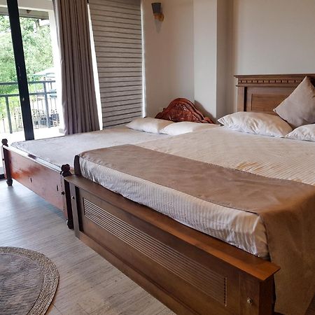 Hotel Lush Breeze Kandy Exterior foto
