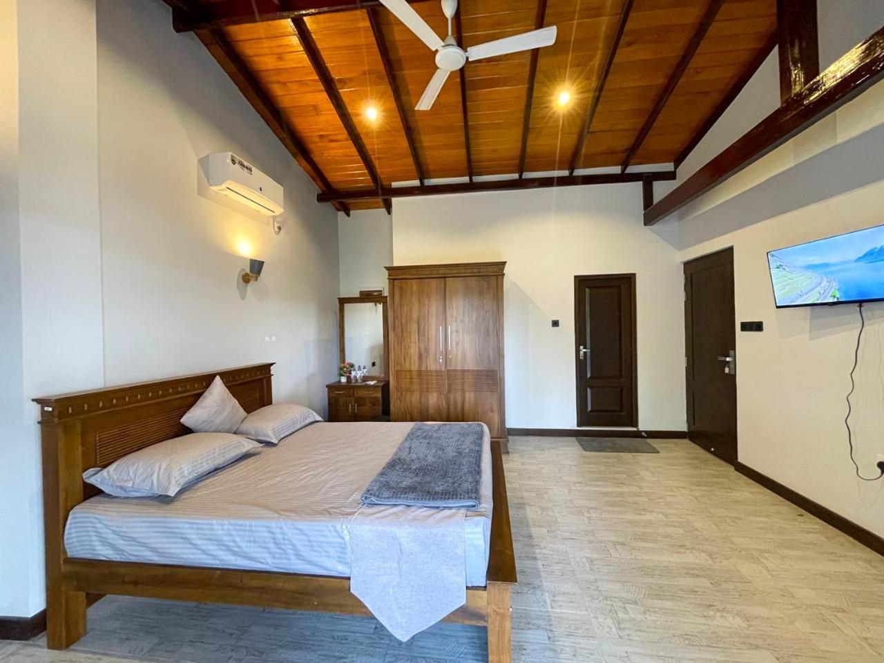 Hotel Lush Breeze Kandy Exterior foto