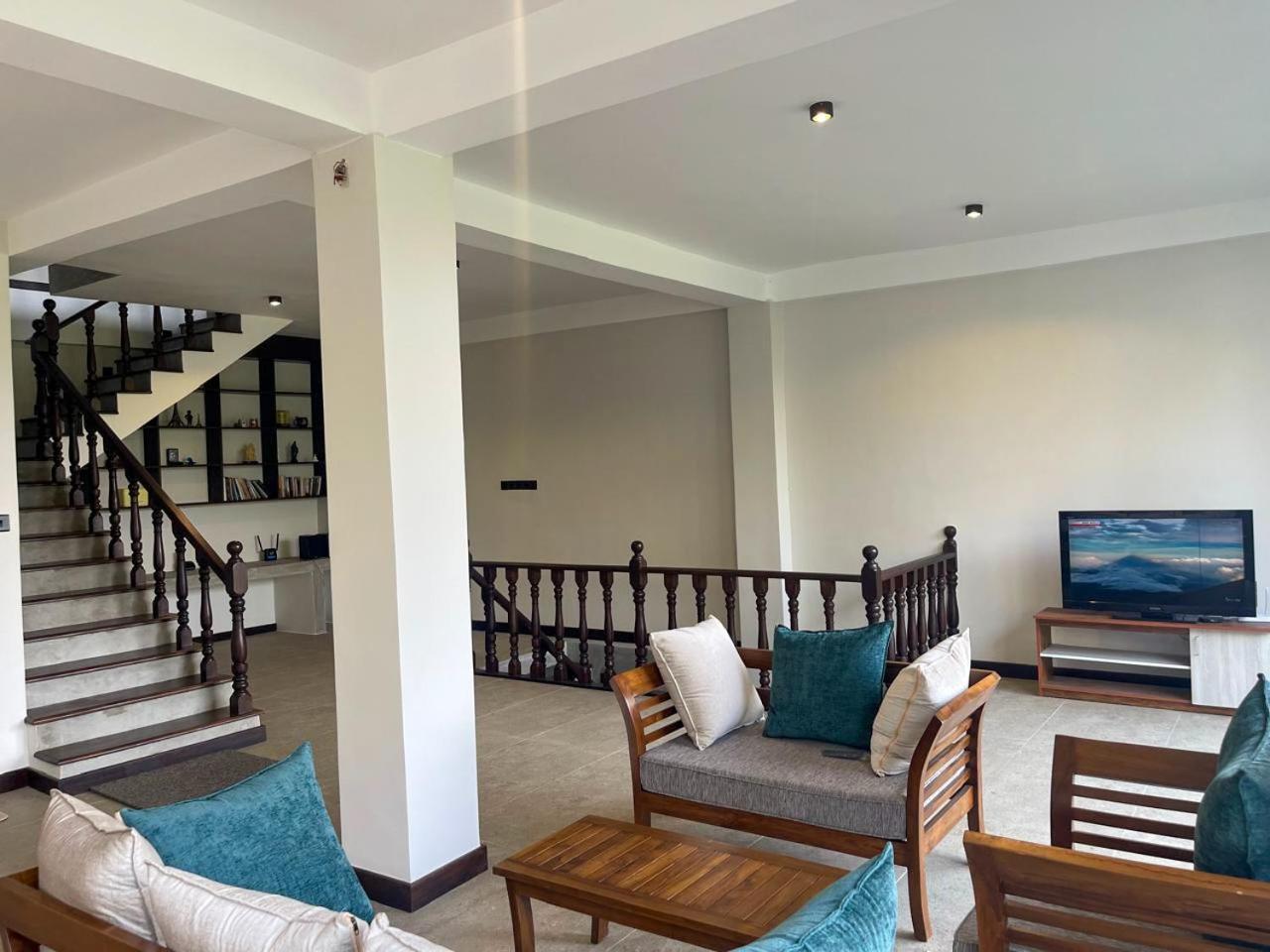Hotel Lush Breeze Kandy Exterior foto